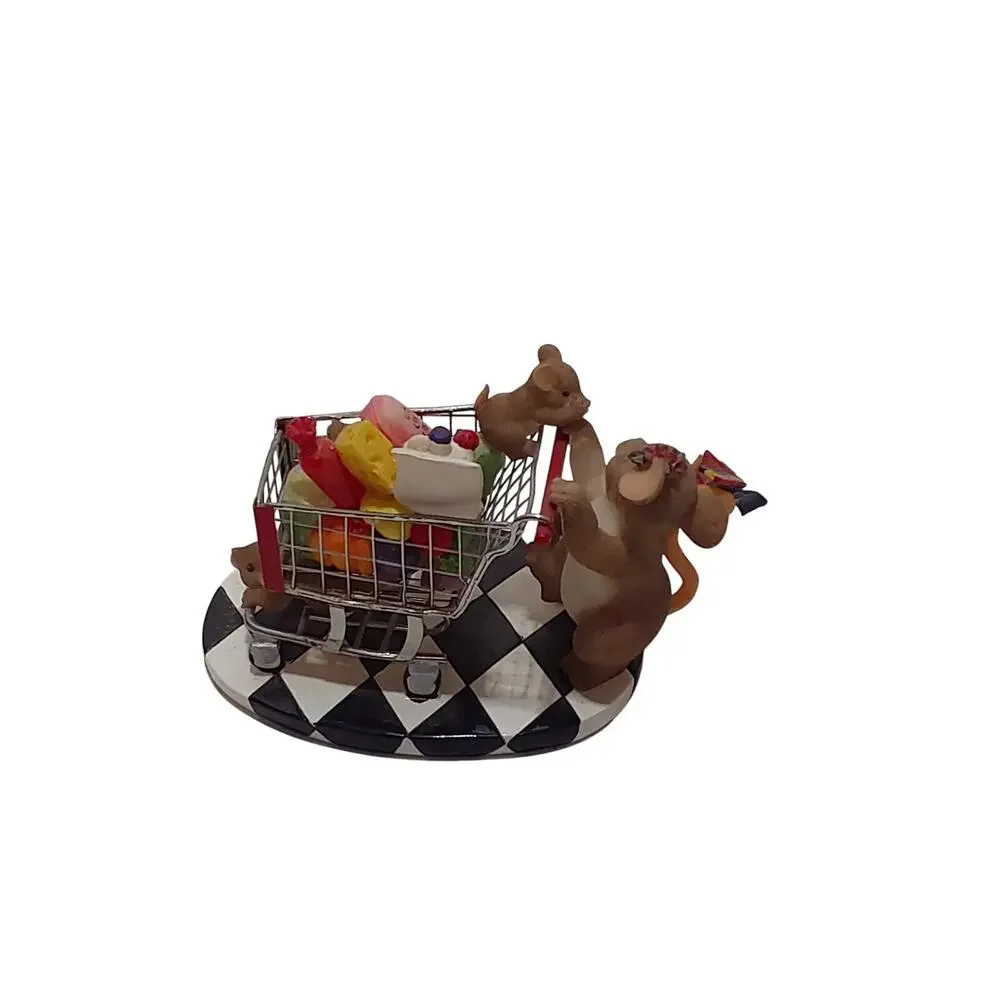 shopping mouses figurine